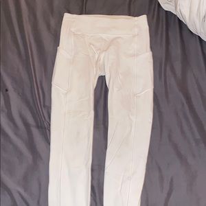 White Lululemon leggings